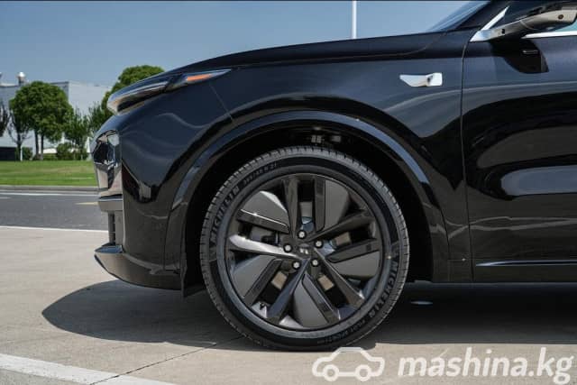 LiXiang L9 Max 1.5hyb AT 4WD