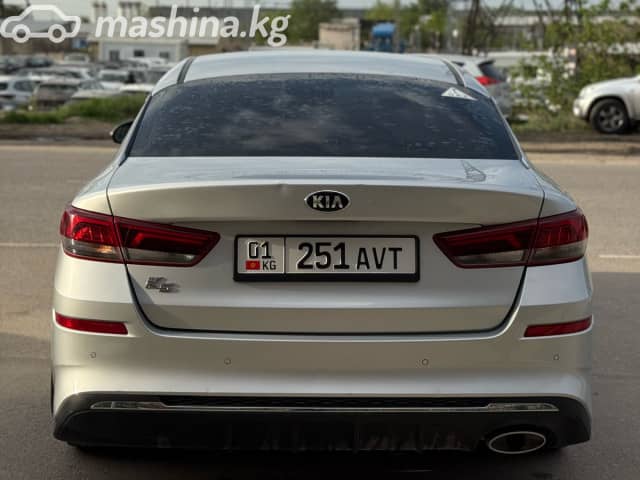 Kia K5 II 2.0 AT