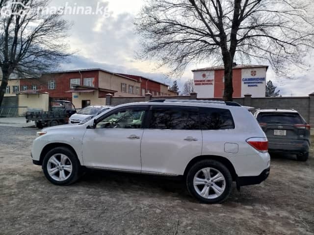 Toyota Highlander II (U40) Рестайлинг 3.5 AT 4WD