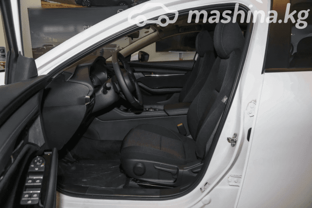 Mazda 3 IV (BP) 2.0 AT