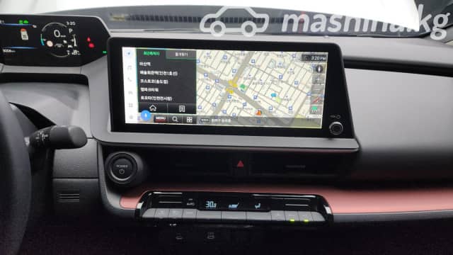 Toyota Prius V (XW60) PHV 2.0hyb AT