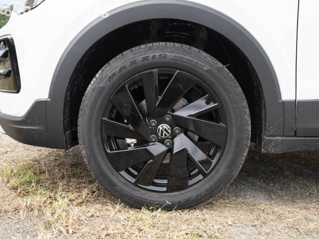 Volkswagen Tharu XR 1.5 AT