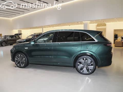 LiXiang L6 1.5hyb AT 4WD