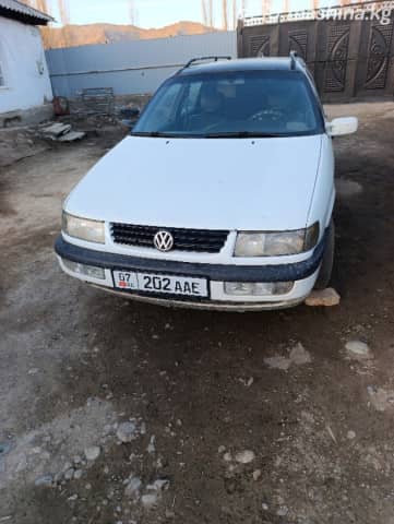 Volkswagen Passat B4 2.0 MT