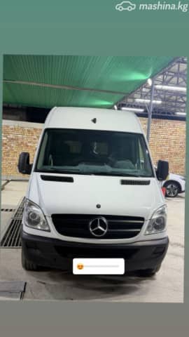 Mercedes-Benz Бортовой (4х2)