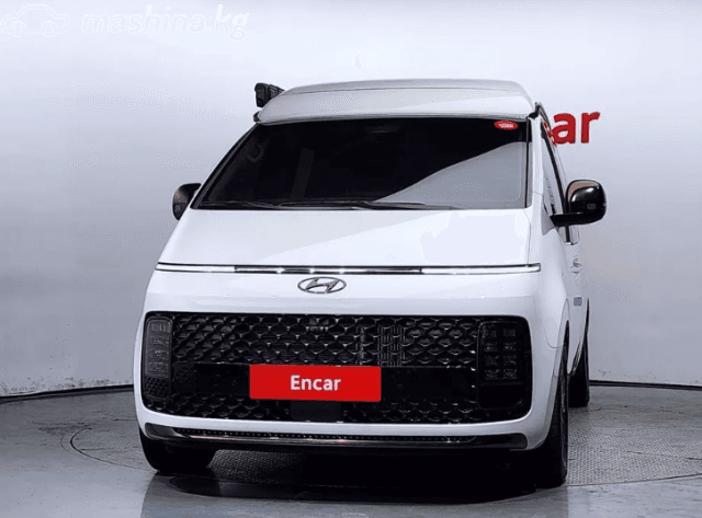 Hyundai Staria 2.2d AT