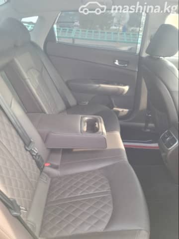 Kia K5 II 2.0 AT