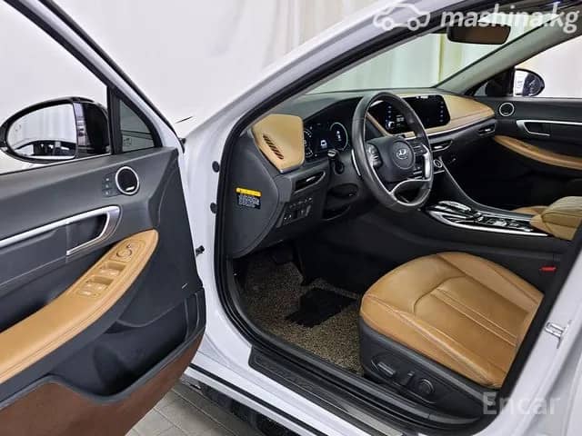 Hyundai Sonata VII (LF) Рестайлинг 2.4 GDi AT