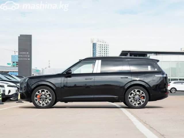 Lynk & Co 900 2.0hyb AT 4WD