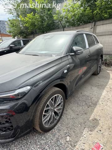 Audi Q5 III 40 TFSI 2.0 AMT 4WD