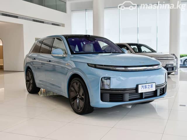 LiXiang L7 Рестайлинг 1.5hyb AT 4WD