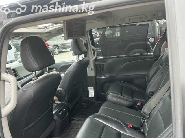 Toyota Sienna III Рестайлинг 2 3.5 AT 4WD