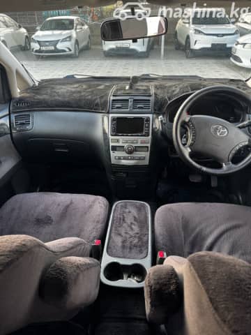 Toyota Ipsum II (M20) Рестайлинг 2.4 AT 4WD