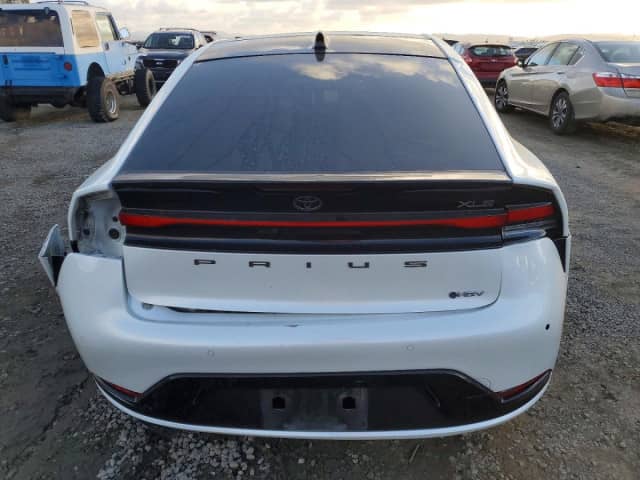 Toyota Prius V (XW60) 2.0hyb AT
