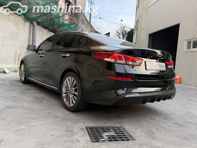 Kia K5 II 2.0 AT