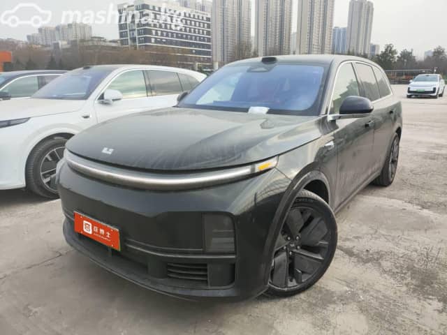 LiXiang L7 Рестайлинг 1.5hyb AT 4WD