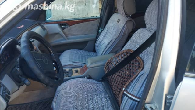 Mercedes-Benz E-Класс II (W210, S210) 230 2.3 AT