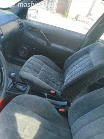 Volkswagen Passat B3 1.8 MT