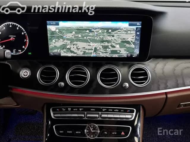 Mercedes-Benz E-Класс V (W213, S213, C238) 300 2.0 AT 4WD
