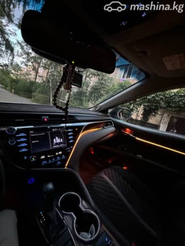 Toyota Camry VIII (XV70) 2.5 AT