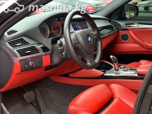 BMW X6 M I (E71) 4.4 AT 4WD