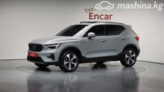 Volvo XC40 I 2.0 AT 4WD