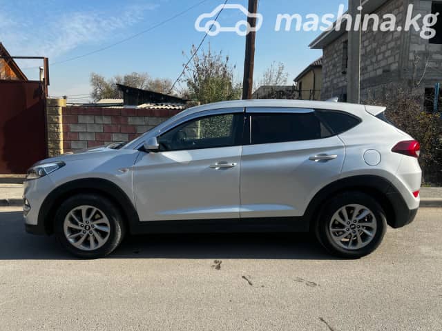 Hyundai Tucson III 2.0d AT