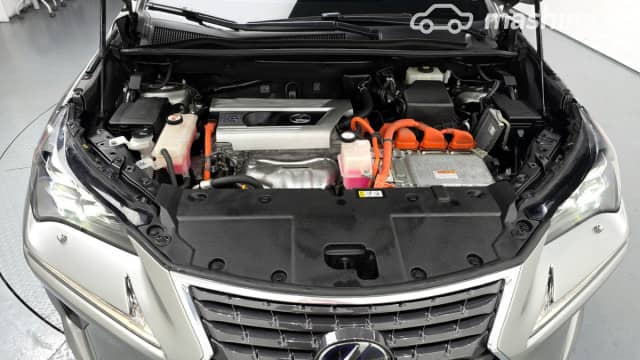 Lexus NX I Рестайлинг 300h 2.5hyb CVT 4WD