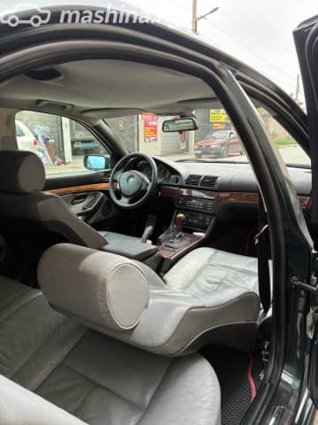 BMW 5 серии IV (E39) Рестайлинг 520i 2.2 AT