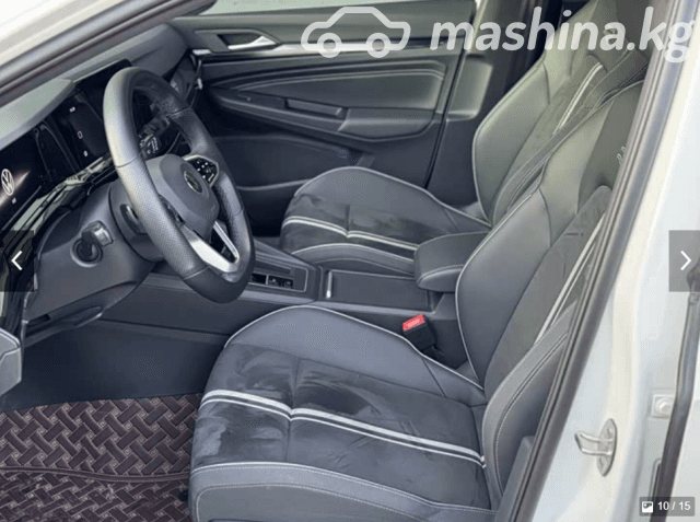 Volkswagen Golf VIII 1.4 AT