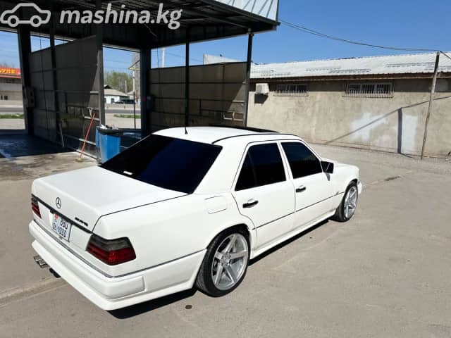 Mercedes-Benz E-Класс I (W124) 320 3.2 AT