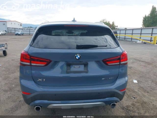 BMW X1 II (F48) Рестайлинг 28i xDrive 2.0 AT 4WD