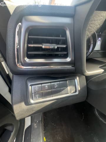SsangYong Tivoli I Рестайлинг 1.6d AT