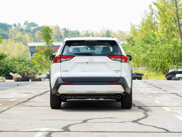Toyota RAV4 V (XA50) 2.0 CVT