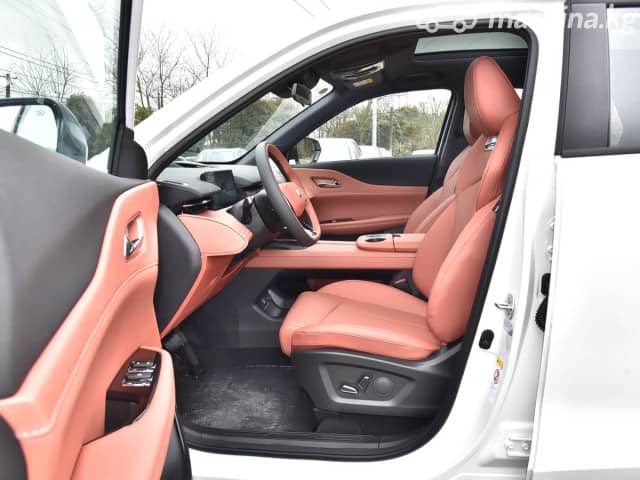 Changan UNI-Z iDD 1.5hyb CVT
