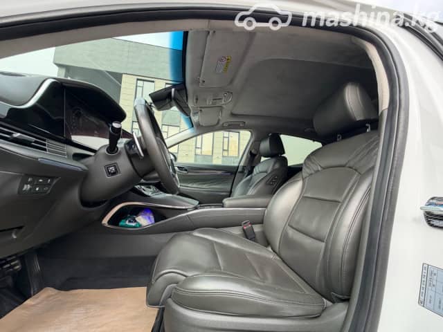 Hyundai Grandeur VI Рестайлинг 2.4hyb AT