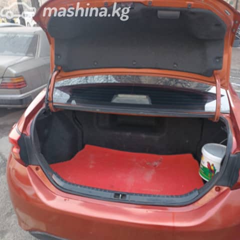 Toyota Corolla XI (E160, E170, E180) Рестайлинг 1 1.8hyb CVT