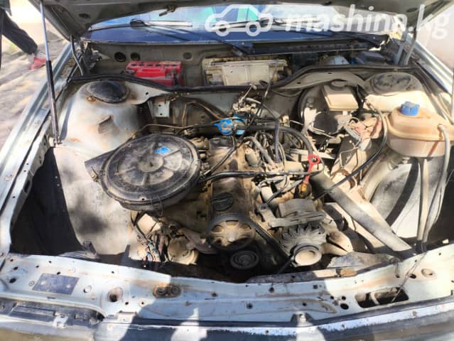 Audi 100 III (C3) 1.8 MT