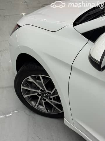 Hyundai Avante VI Рестайлинг 1.6 CVT