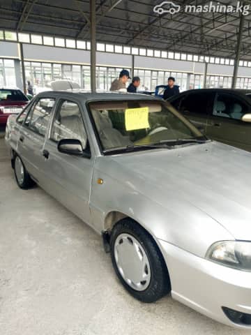 Daewoo Nexia I Рестайлинг 1.6 MT