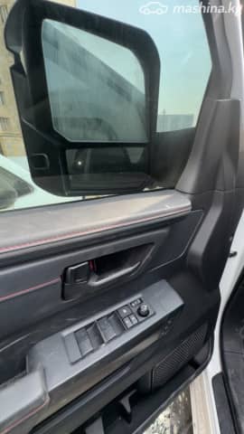 Toyota Sequoia III 3.5hyb AT 4WD