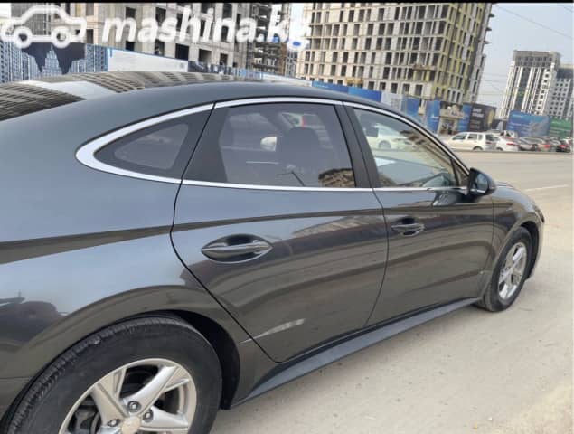 Hyundai Sonata VIII (DN8) LPi 2.0 AT