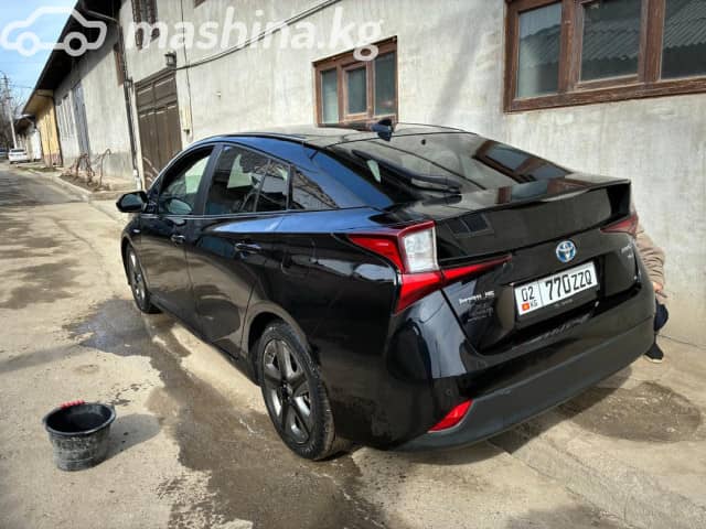 Toyota Prius IV Рестайлинг (XW50) 1.8hyb AT