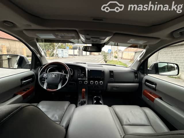 Toyota Sequoia II Рестайлинг 5.7 AT 4WD