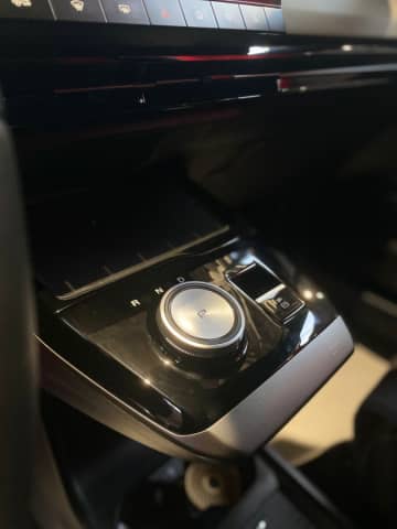 MG 4 EV Electro AT 4WD