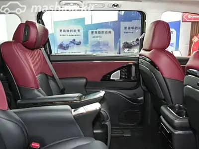 GAC Trumpchi E9 2.0hyb AT