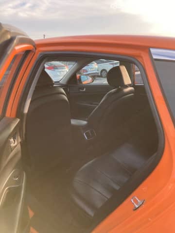 Kia K5 II 2.0 AT