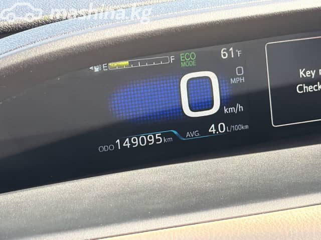 Toyota Prius IV Рестайлинг (XW50) 1.8hyb AT