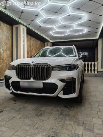 BMW X7 I (G07) 50i 4.4 AT 4WD