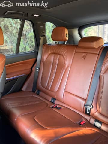 BMW X5 IV (G05/G18) 40i 3.0 AT 4WD